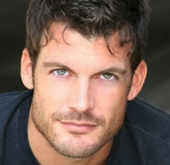 mark-deklin-joins-devious-maids-page