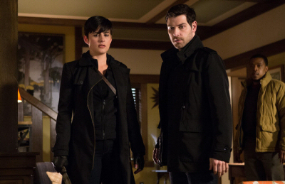 nbc-grimm-david-giuntoli-jacqueline-toboni-brother-sister