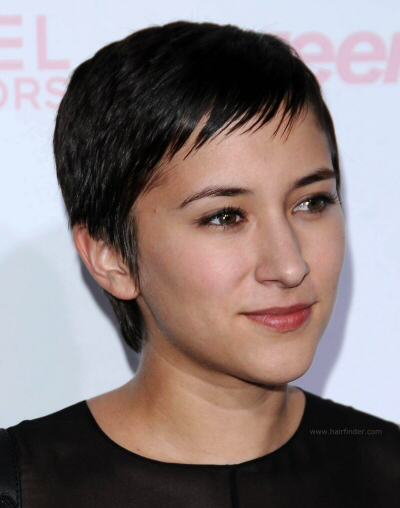 freeform-dead-of-summer-zelda-williams-sdcc