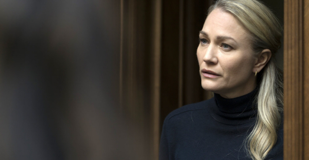 “Law & Order: SVU” Exclusive: Sarah Wynter Teases Series’ 400th Episode ‘Motherly Love’