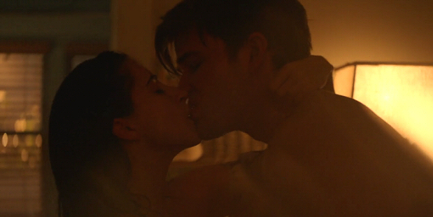 “Beyond” Exclusive: Dylan Gwyn Talks Steamy Sex Scene, Plus How Charlie’s Return Has Holden Torn