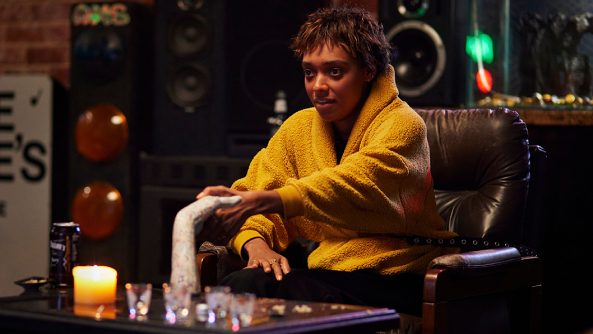 a24-talk-to-me-review-2