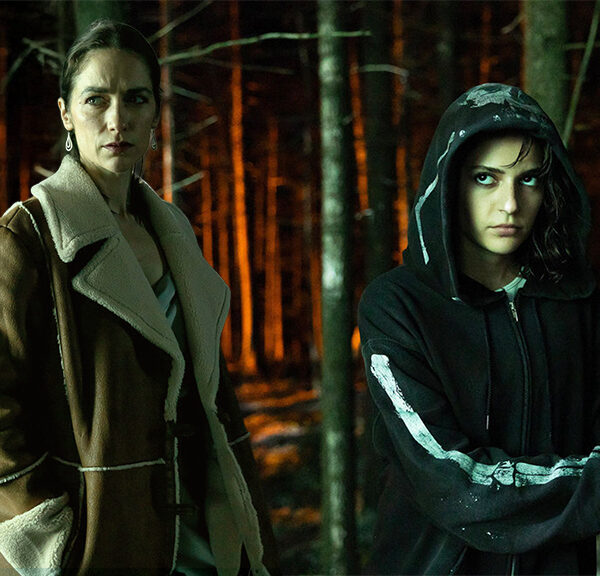 sdcc-2025-syfy-revival-melanie-scrofano-romy-weltman-preview